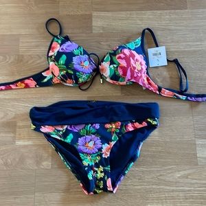New Skye Sepali Navy Floral Bikini size S